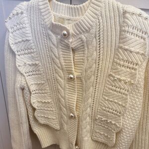 Chic Cream Cardigan with Pearl Details holidays